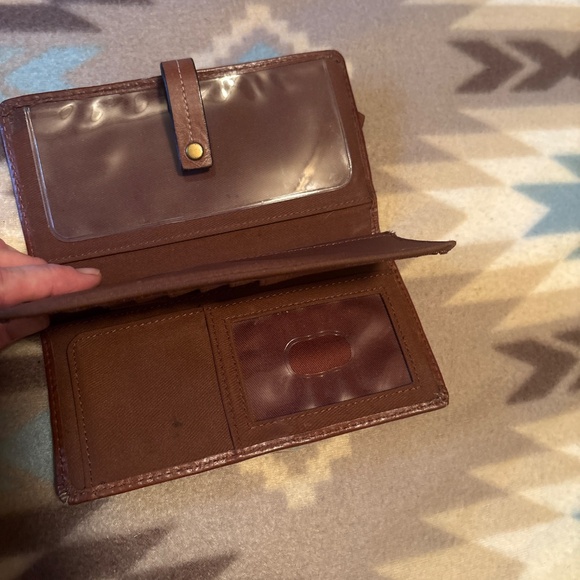 Vintage Fossil wallet - Picture 2 of 3